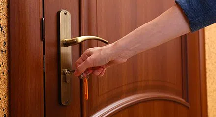 Central Locksmith Store Morton Grove, IL 847-713-5684 - emergency-locks-locksmith